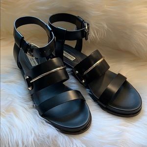 Balenciaga Gladiator Sandals | Black and Gold